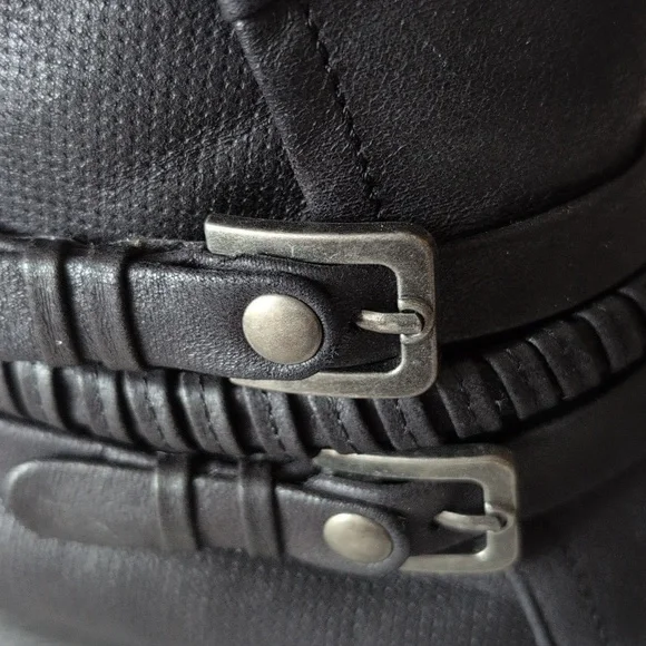 Bare traps Boots - Picture 3 of 7